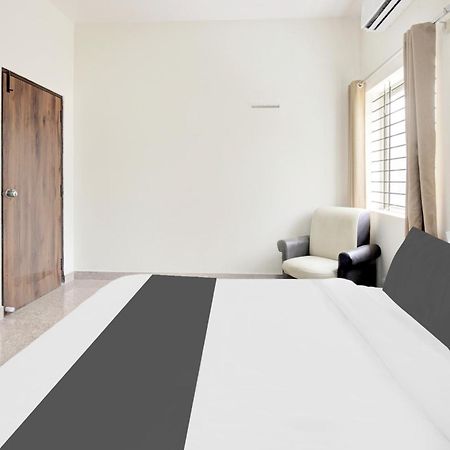 Hotel O Sri Manjunatha Deluxe Suites 벵갈루루 외부 사진