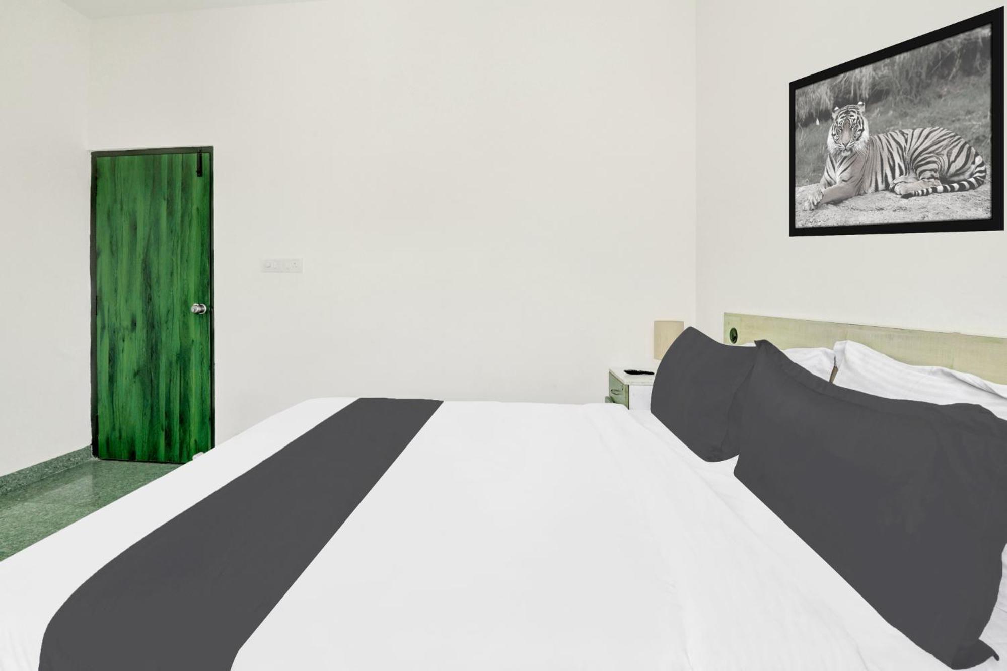 Hotel O Sri Manjunatha Deluxe Suites 벵갈루루 외부 사진