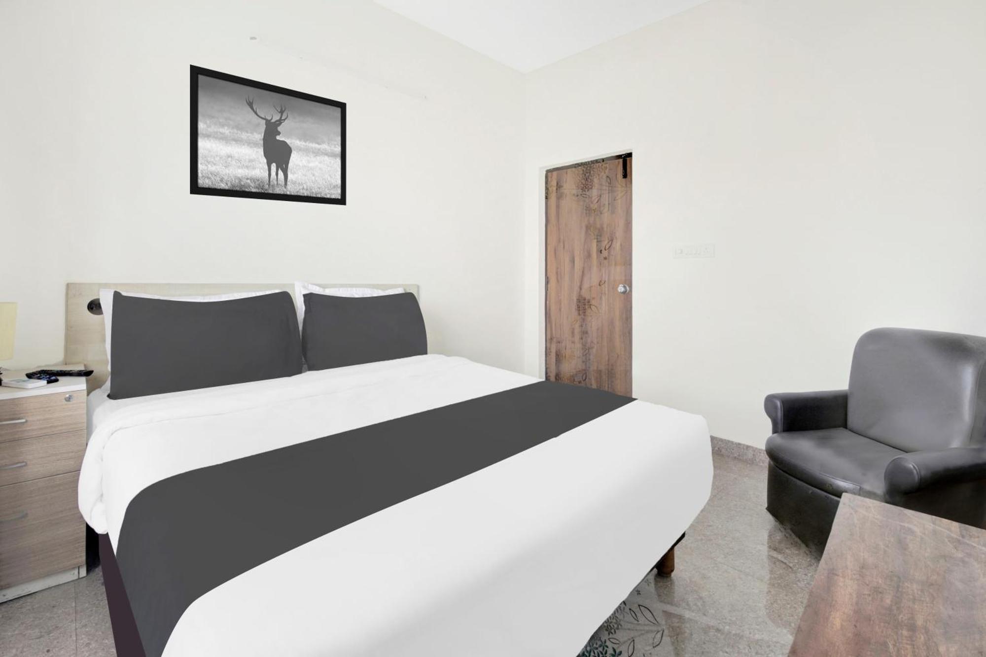Hotel O Sri Manjunatha Deluxe Suites 벵갈루루 외부 사진
