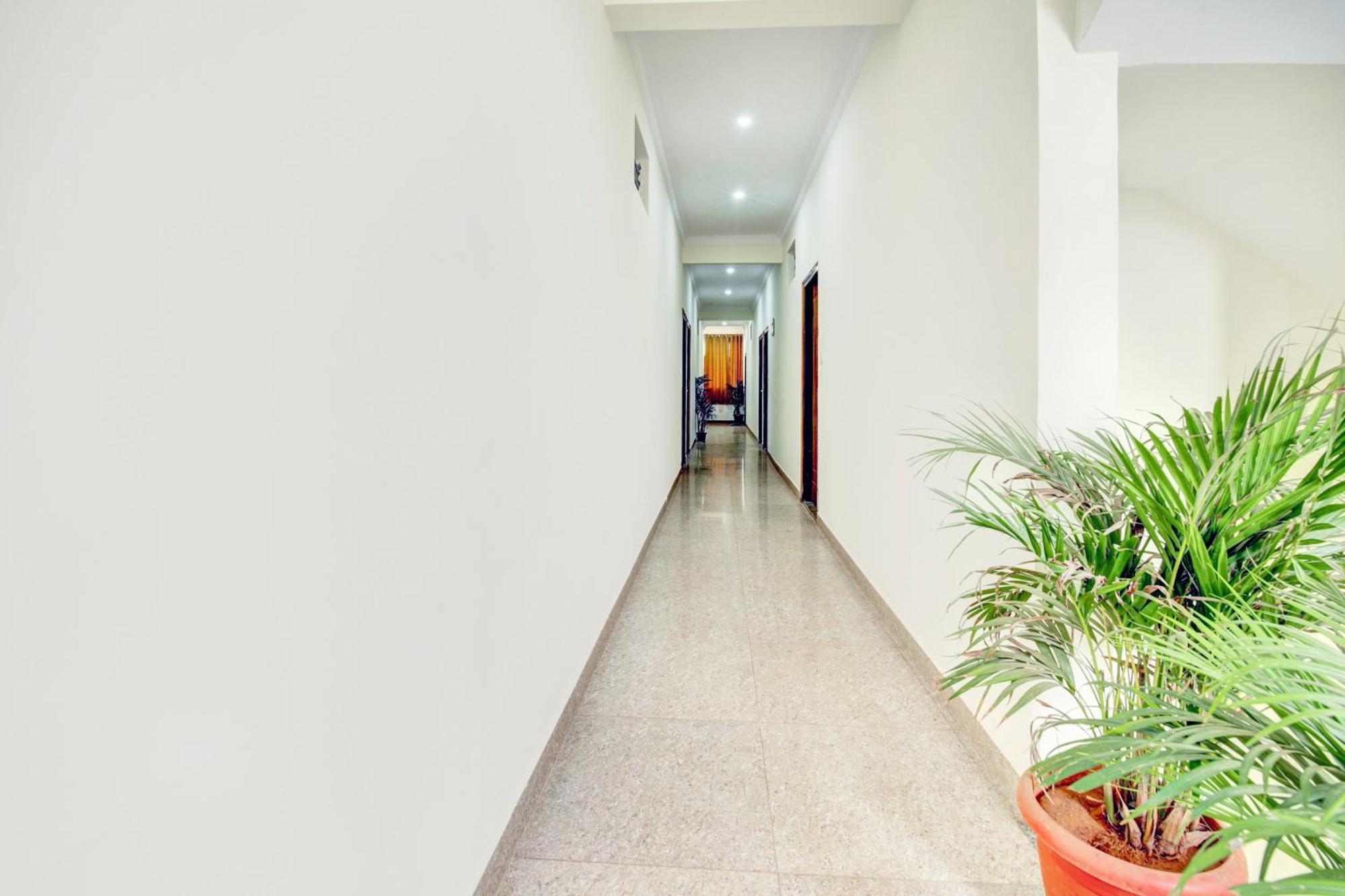 Hotel O Sri Manjunatha Deluxe Suites 벵갈루루 외부 사진